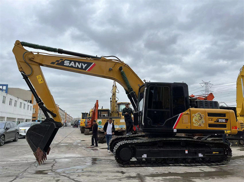 21 Tonnen Gebraucht-Hydraulischer Bagger SANY 215C Ausgezeichnete Leistung Braune Farbe