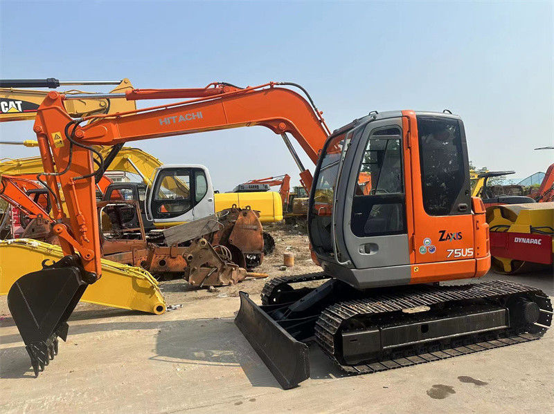 Gebrauchtes Hitachi ZX75US Minibagger Gebrauchtes 7,5-Tonnen-Hitachi ZX75 Minibagger Digger