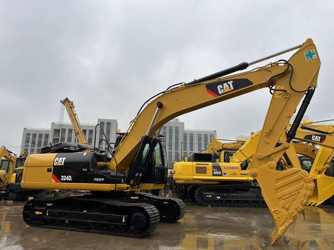Schwerlastfahrzeug CAT 324DL Crawler Excavator Caterpillar Breaker Hammer Line Leistungsstarker Motor