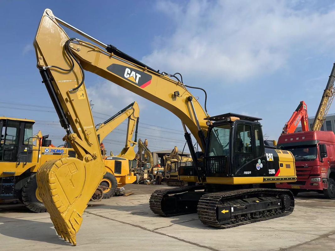 Gebrauchtes Caterpillar 320D Bagger mit Spritze 3066 Motor 20 Tonnen Mittleres CAT 320 Bagger