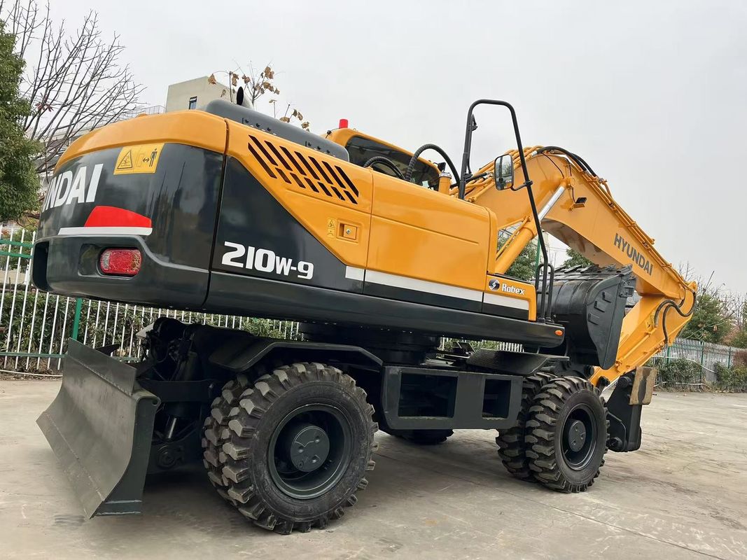 Bewegung Typ Gebrauchtes Hyundai R210W-9 Radbagger 21 Tonnen Gebrauchtes Hyundai Radbagger