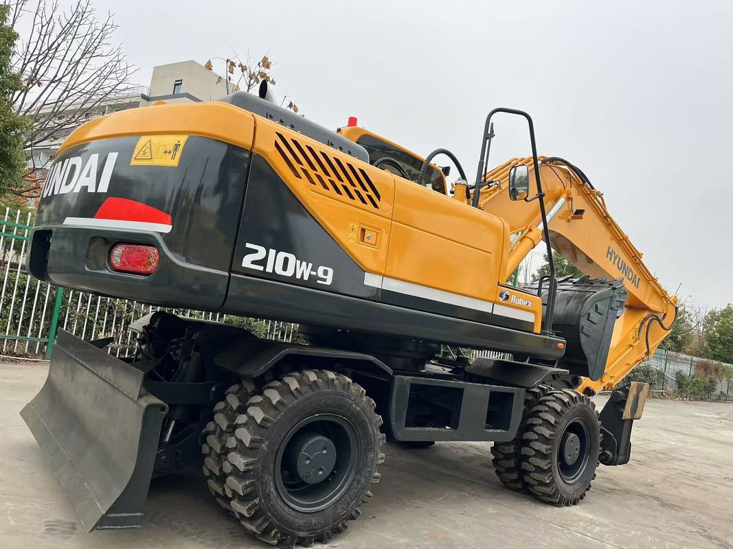 Bewegung Typ Gebrauchtes Hyundai R210W-9 Radbagger 21 Tonnen Gebrauchtes Hyundai Radbagger