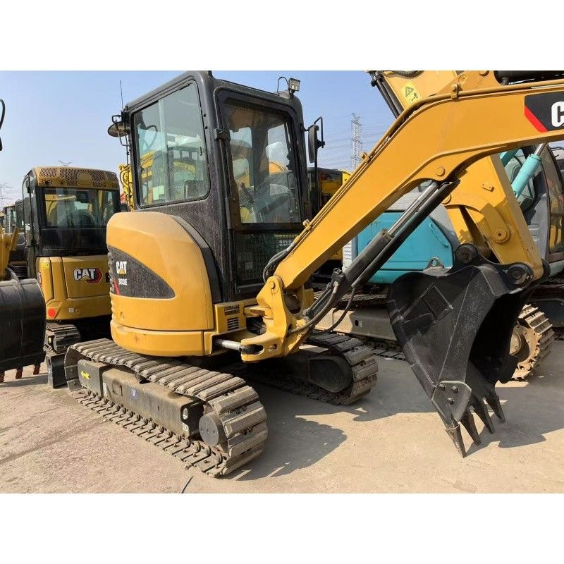 Gebrauchtes kleines CAT 303E Bagger für kleine Baustellen und enge Räume
