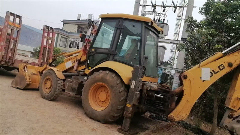 Herkunft Verwendet SDLG B877 Baggerlader mit geteiltem Eimer Zweithand SDLG Radbaggerlader