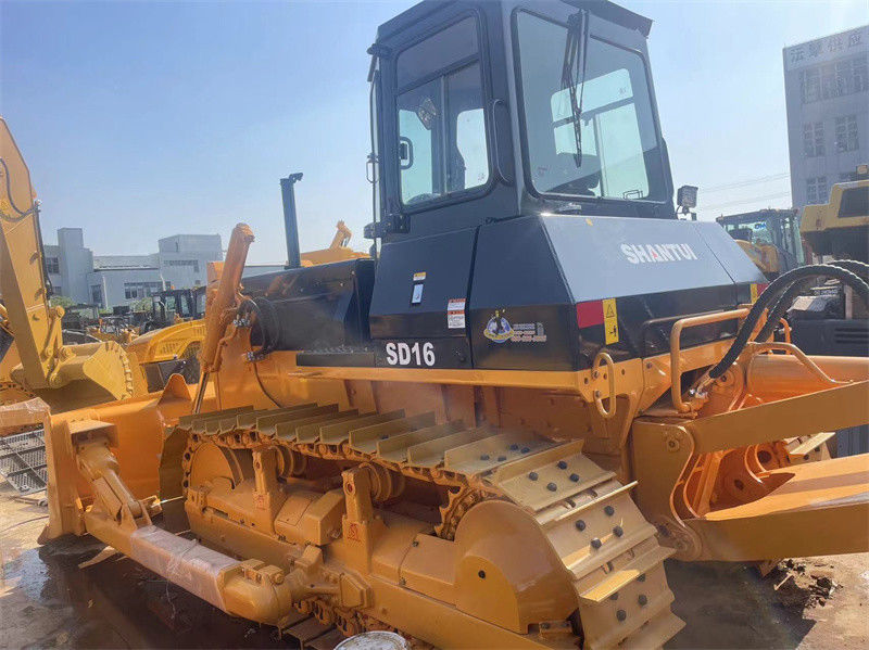 China Gebraucht SHANTUI SD16 Bulldozer Gebraucht Dozer Traktor bereit zum Arbeiten