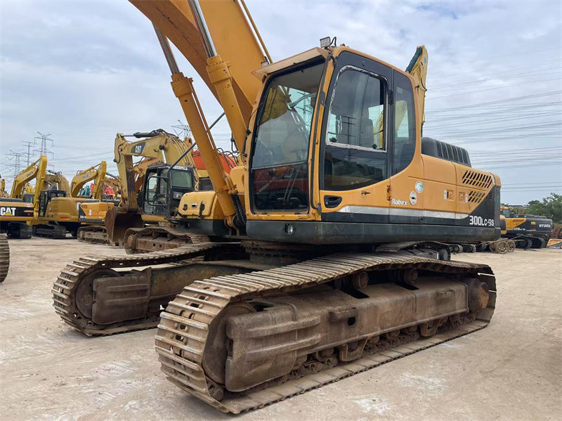 Gebrauchtes Hyundai R300LC-9S Bagger zum Verkauf Gut gepflegt und einsatzbereit