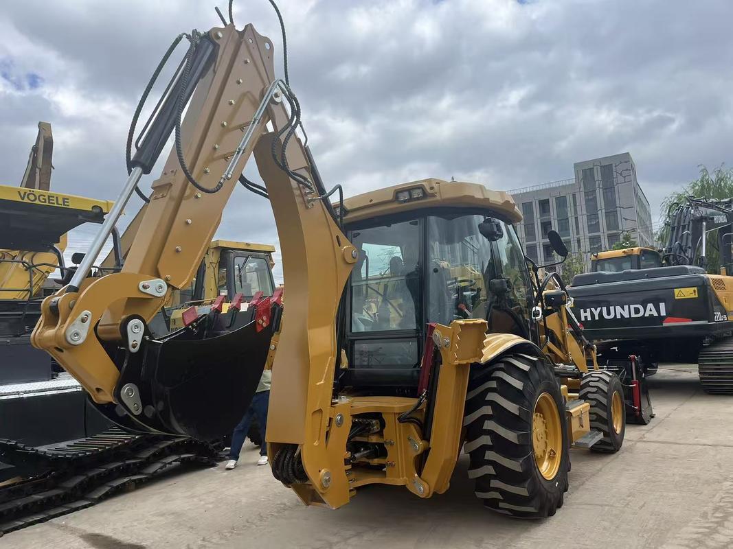 Brand new Caterpillar 420F backhoe loader excavator with openable bucket and extendable boom