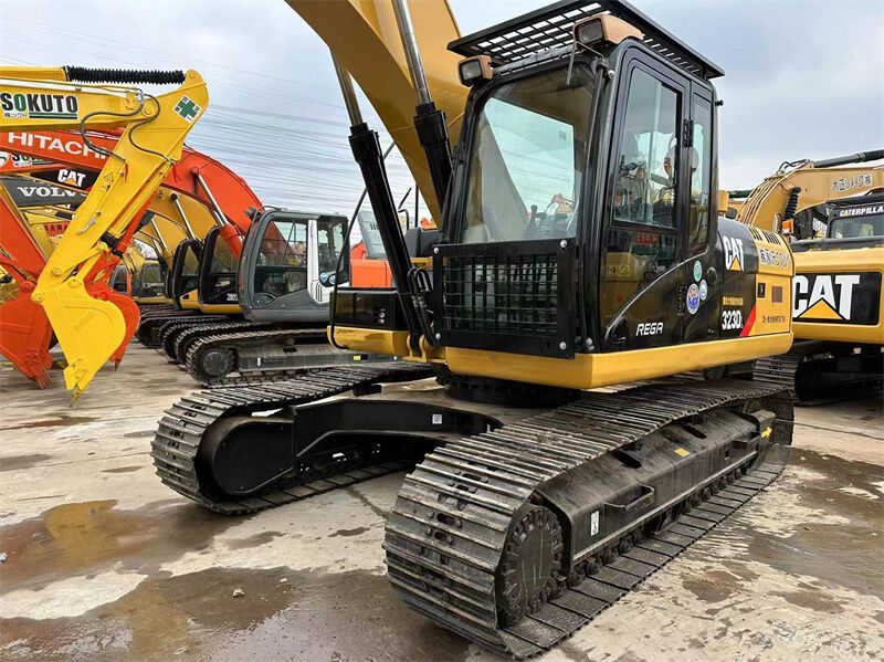 Gebrauchtes Caterpillar Bagger Cat 320DL Maschine mit mittlerer Größe für langfristige Ausfallzeiten und bei unterschiedlichen Arbeitsbedingungen